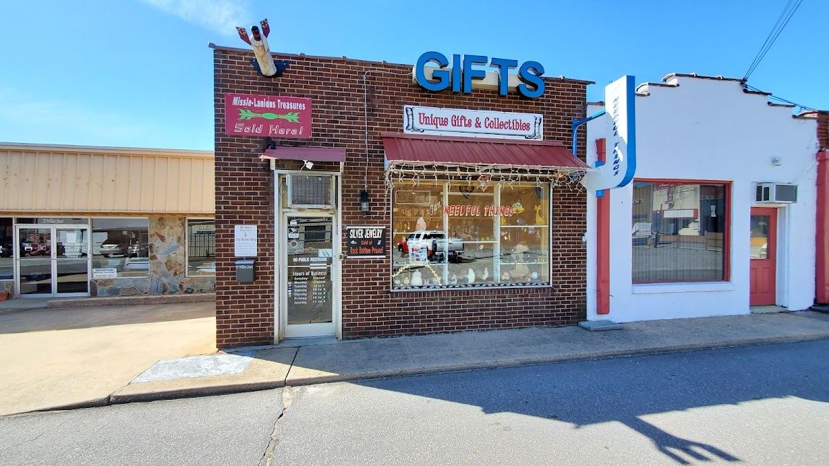 Jan's Needful Things: Gift Store