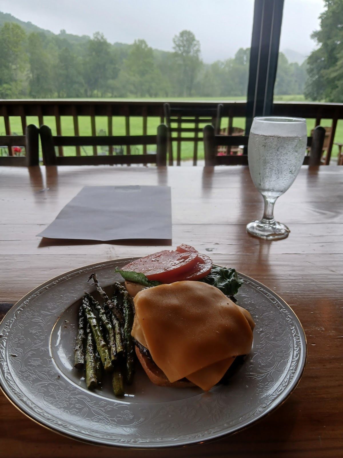 Kennedy Creek Tavern