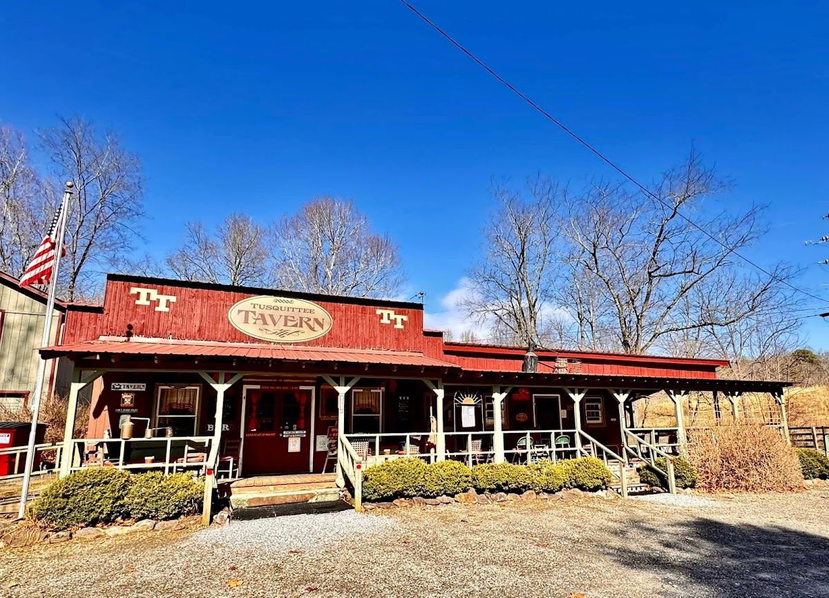 Tusquittee Tavern