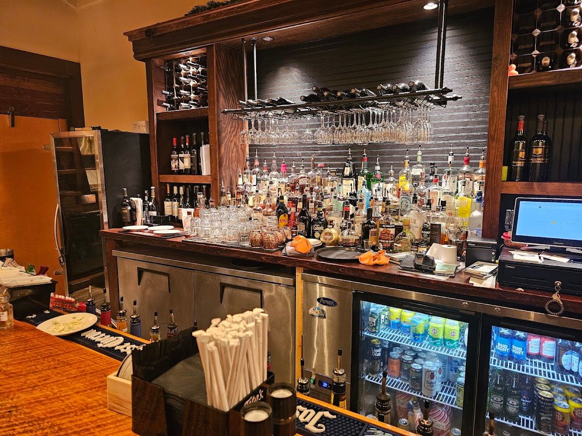 Vincent's Coppertop Restaurant & Pub