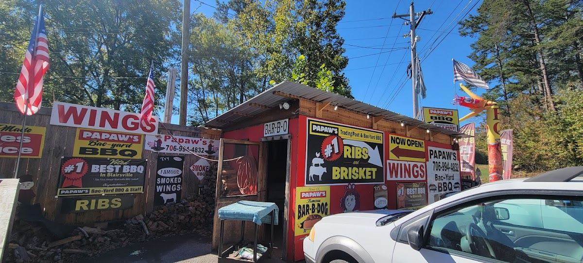 Papaw's Trading Post Bac-Yard BBQ