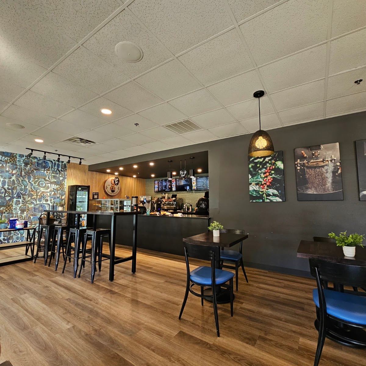 9BAR Coffeehouse