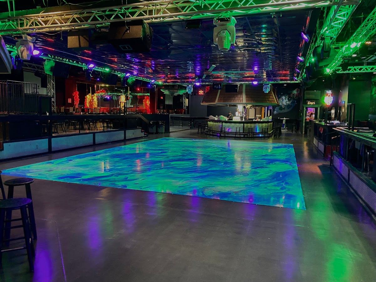 Ambis 1 Nightclub