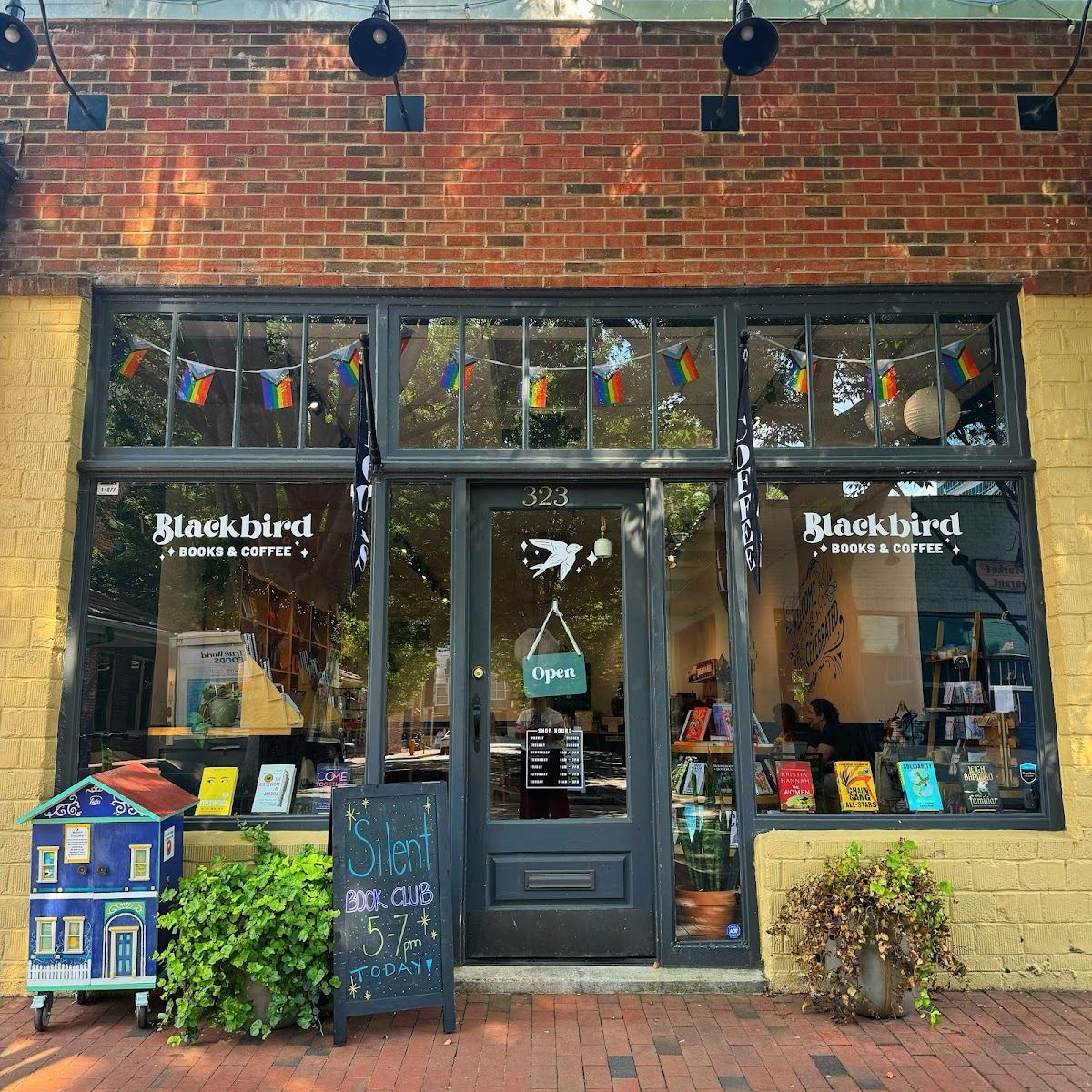 Blackbird Books and Coffee