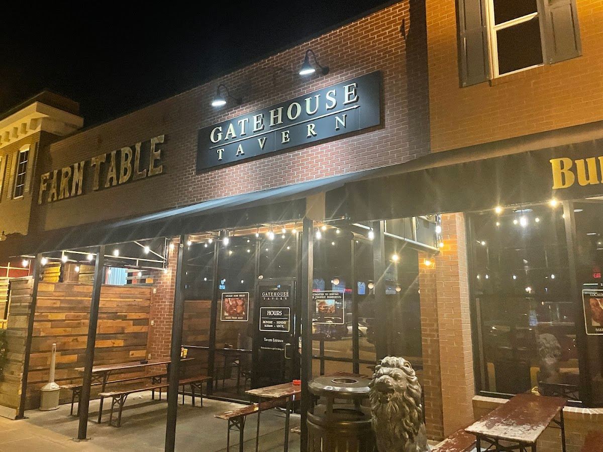 Gatehouse Tavern