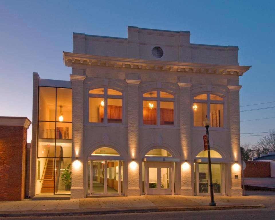 Halle Cultural Arts Center