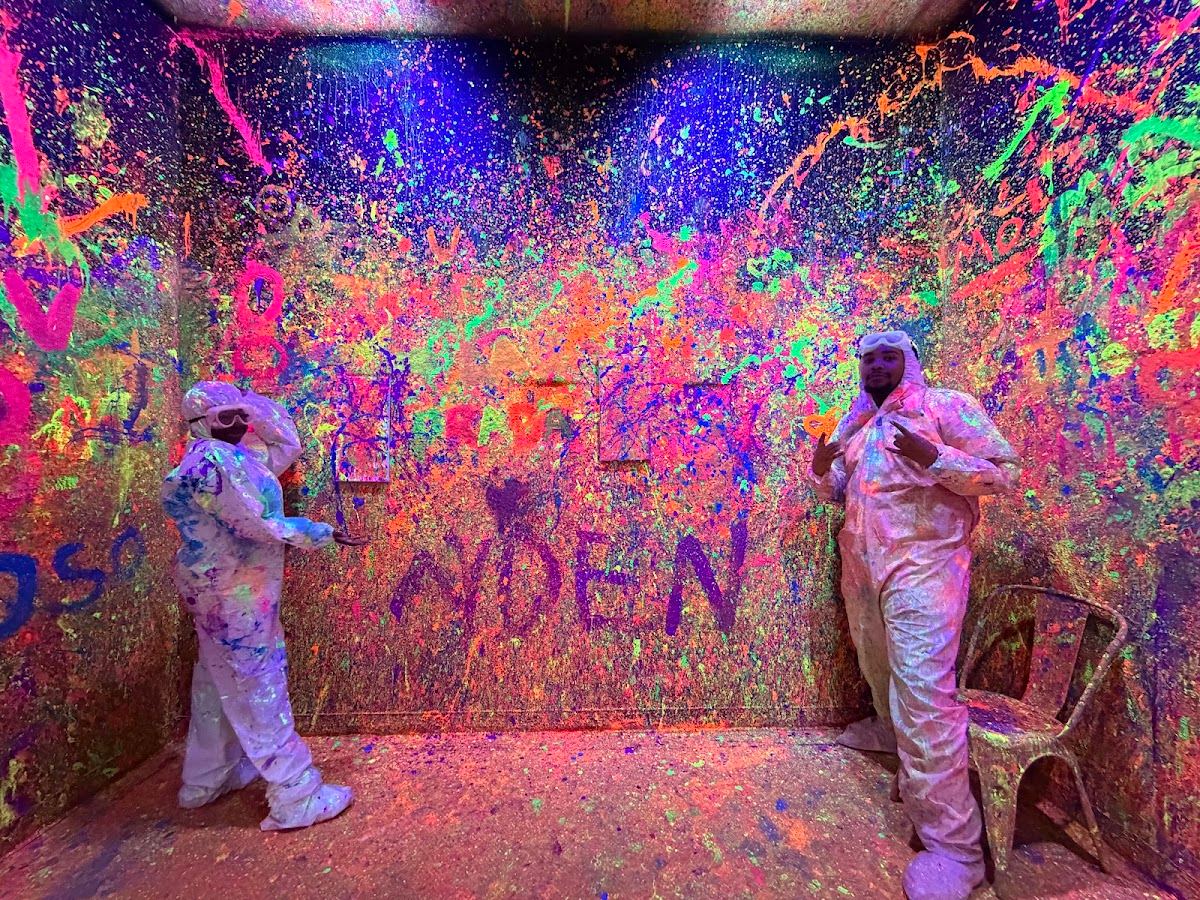 Mad Splatter Apex - Pottery, Splatter, and Canvas Paint Studio