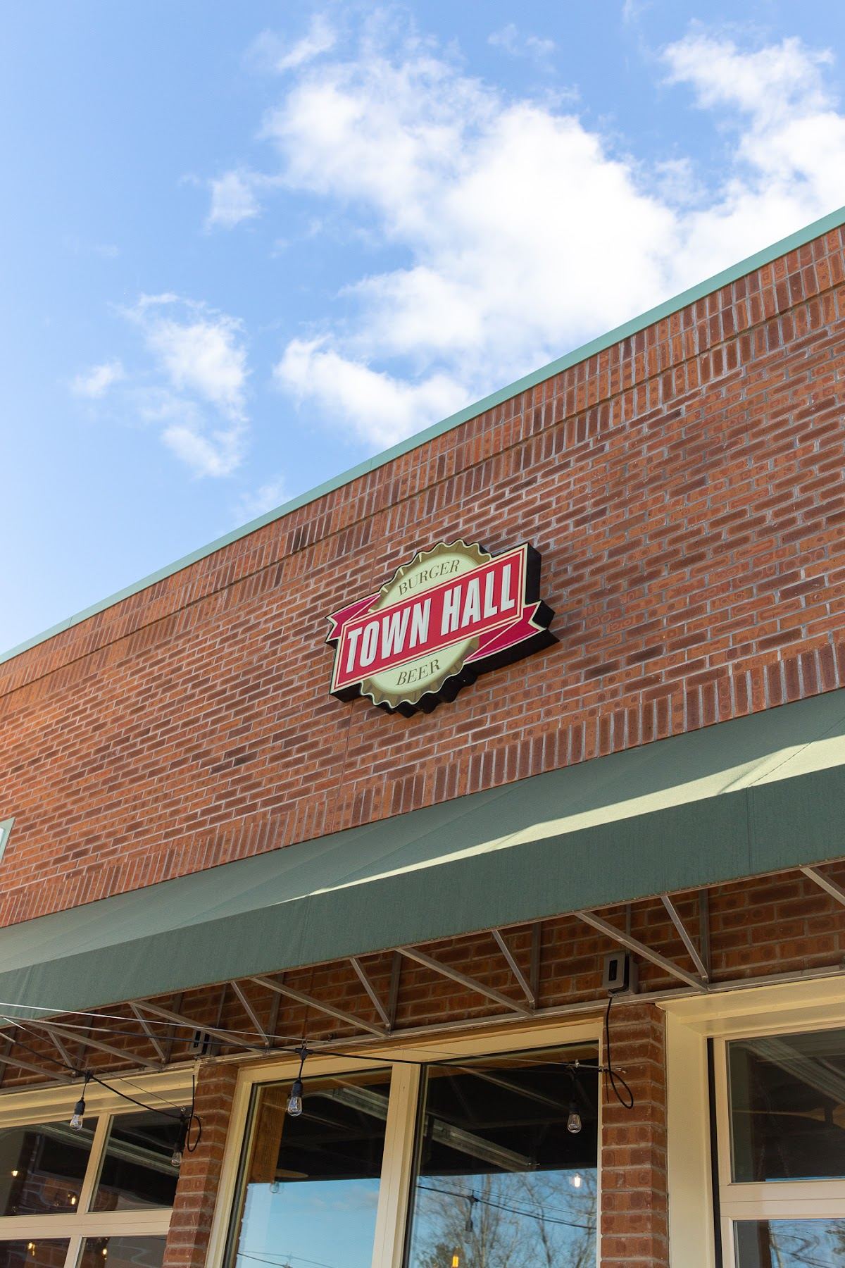 Town Hall Burger & Beer Holly Springs