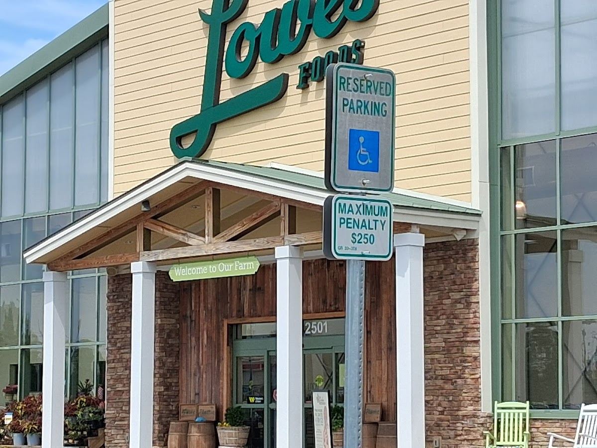 Lowes Foods of Clemmons