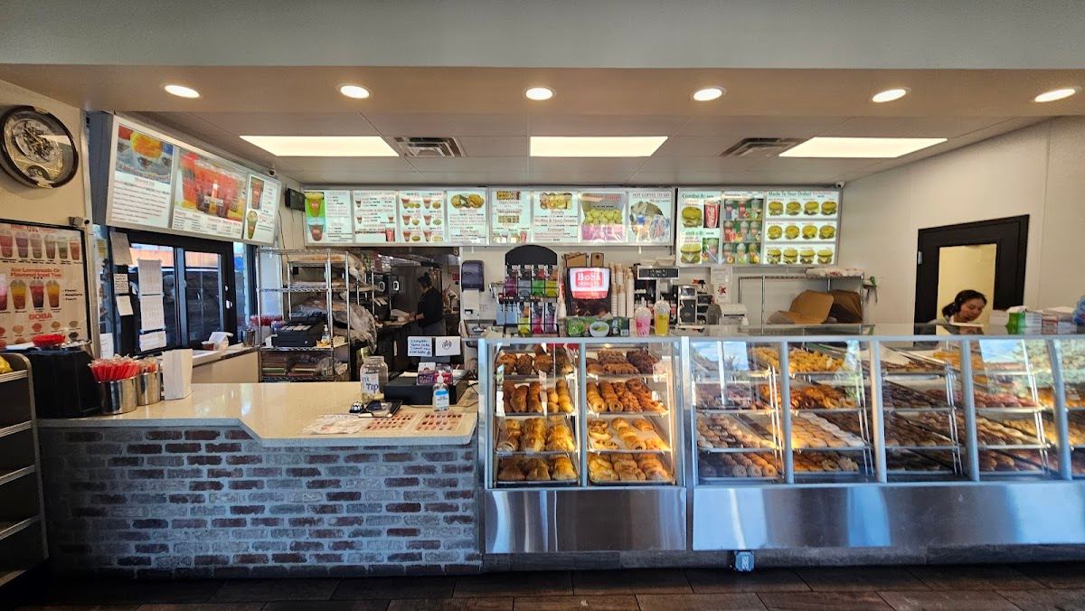Bosa Donuts