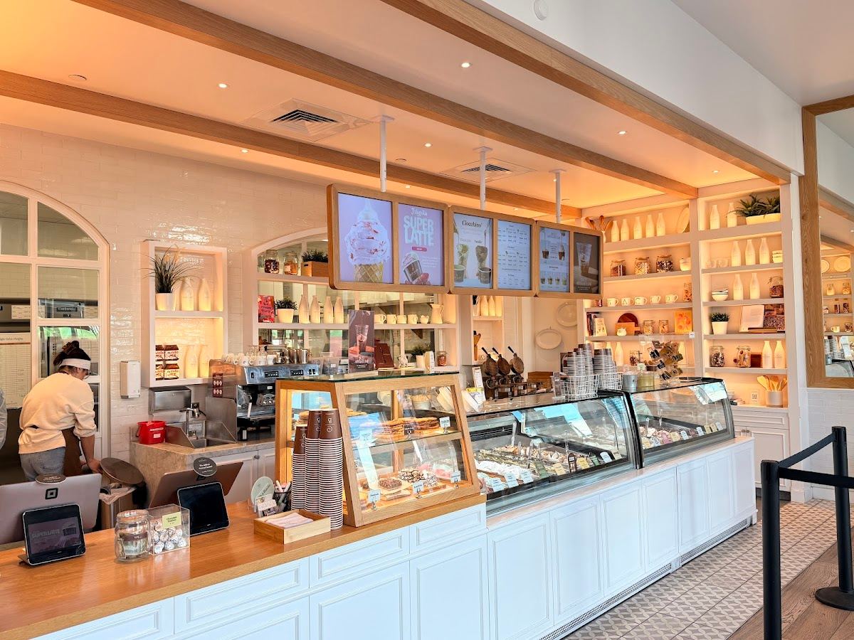 Bacio di Latte | Rancho Cucamonga, IE