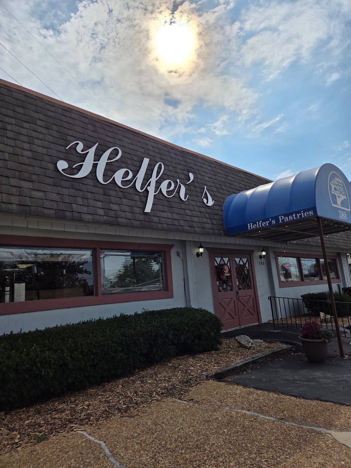 Helfer's Pastries