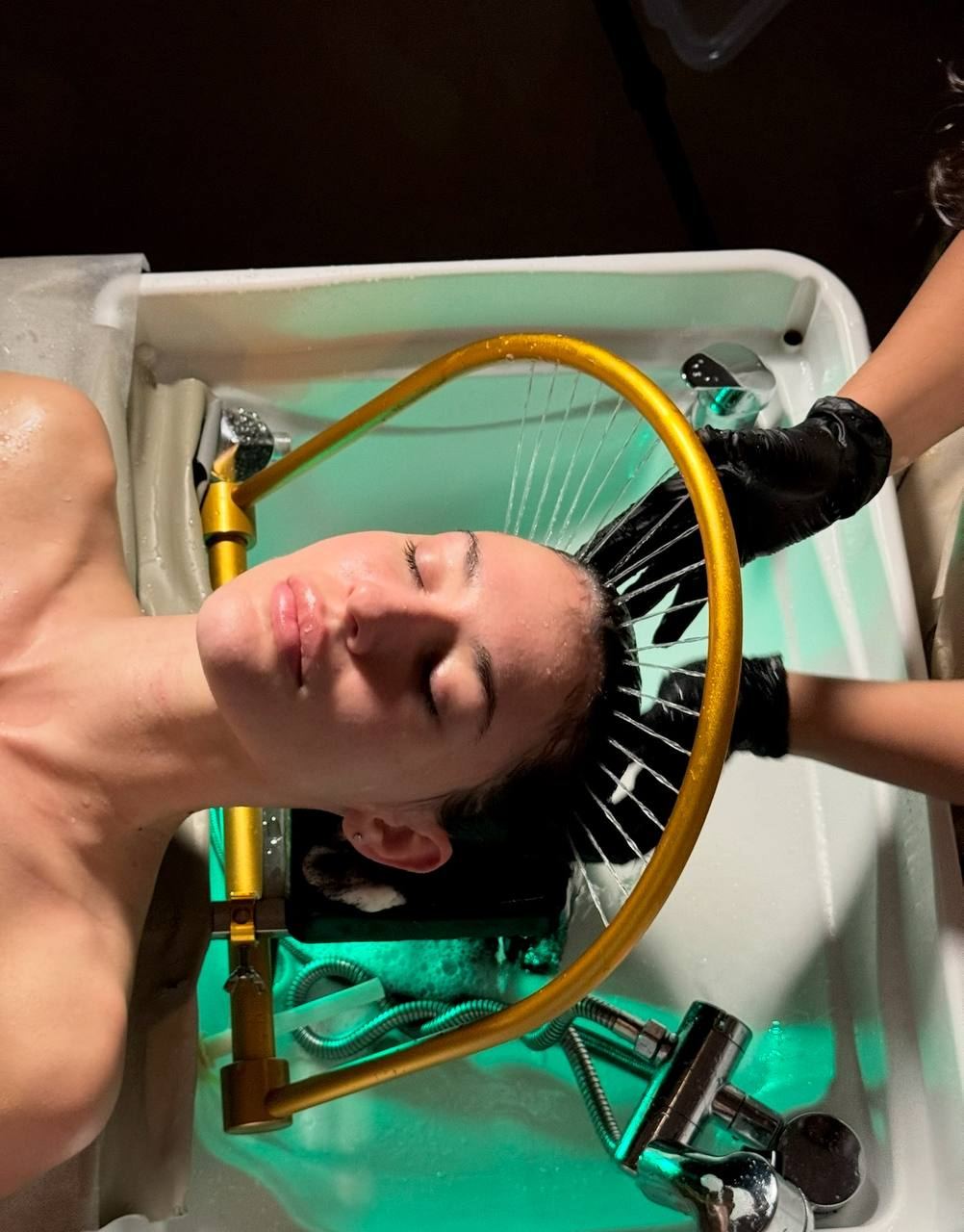 Room 17 HEAD SPA