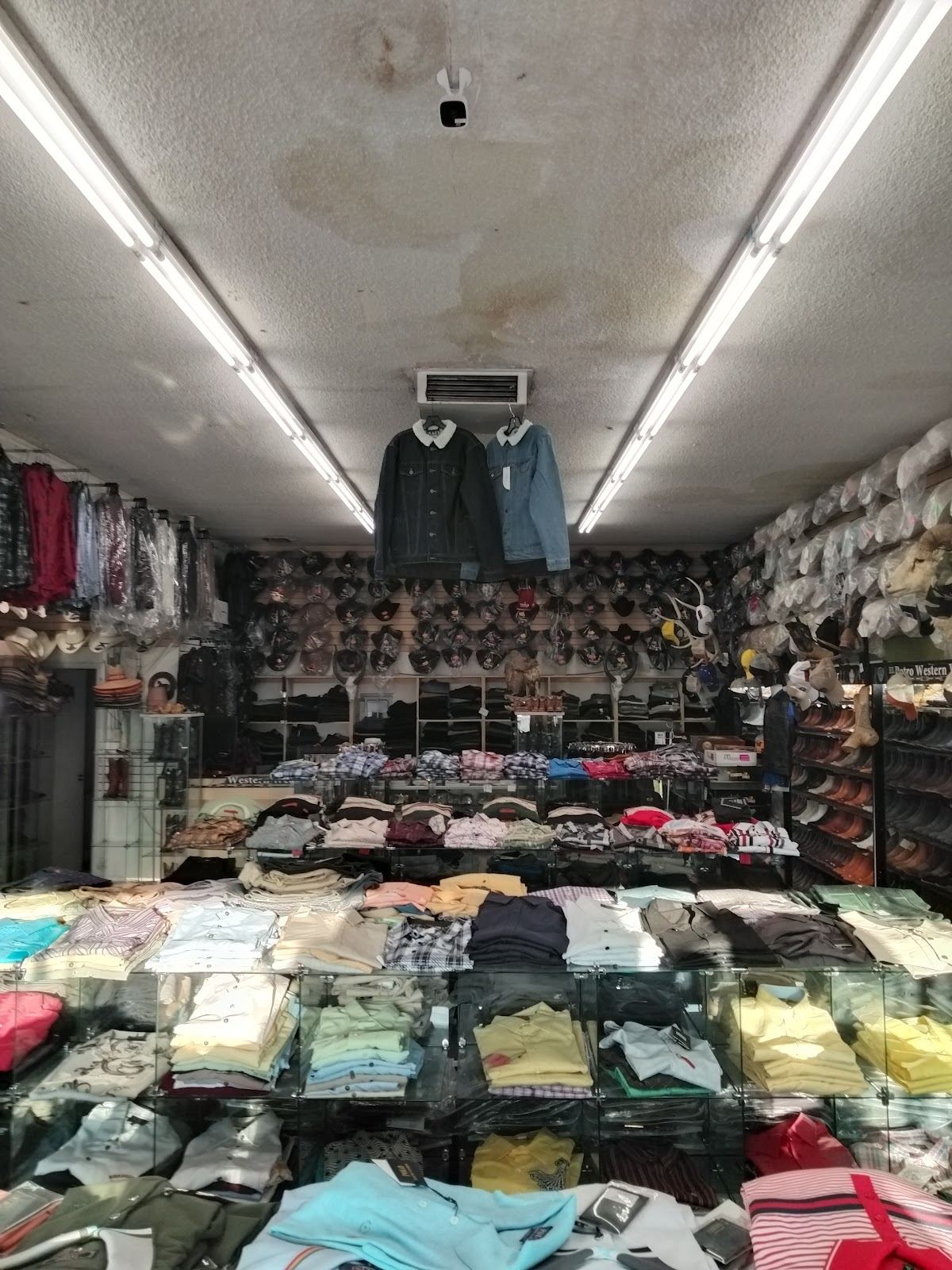El Potro Western Wear: Pasadena