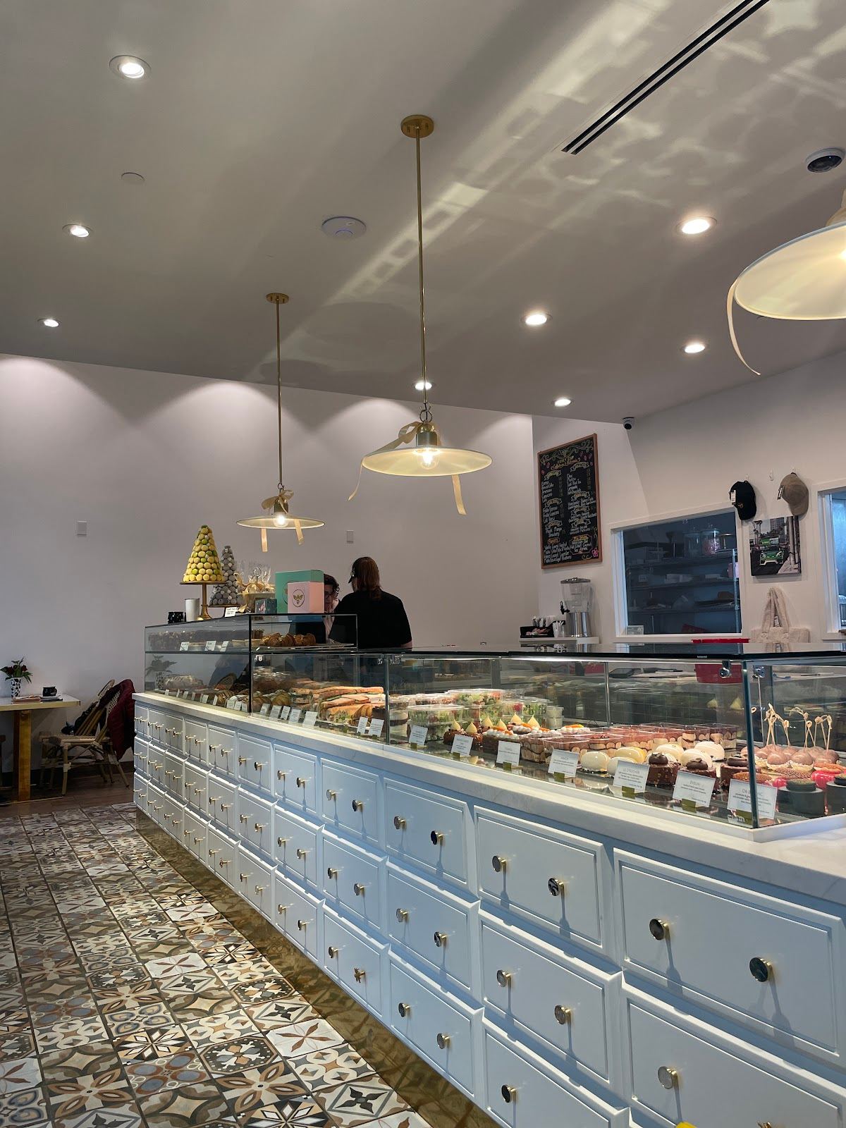 Honey Cup Coffeehouse & Patisserie - Calabasas