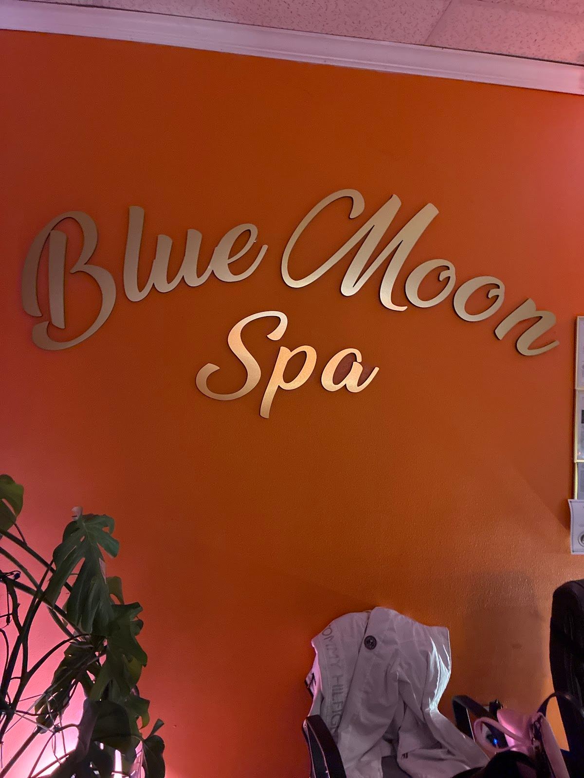 Blue Moon Spa