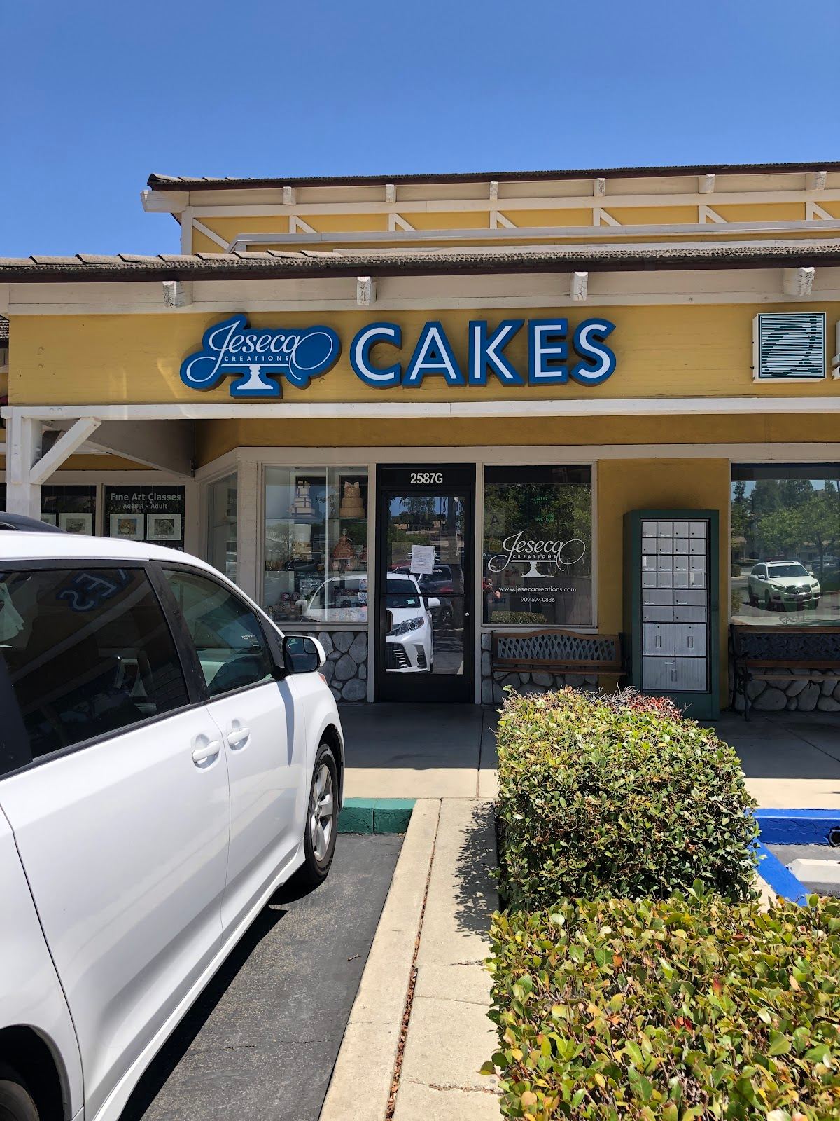 Jeseca Creations, Cake Shop
