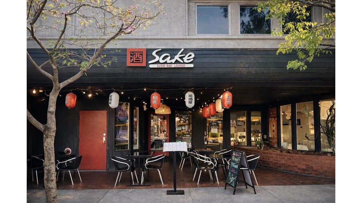 Sake Sushi Bar Lounge
