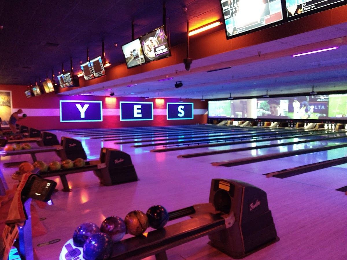 Lucky Strike Rancho Cucamonga