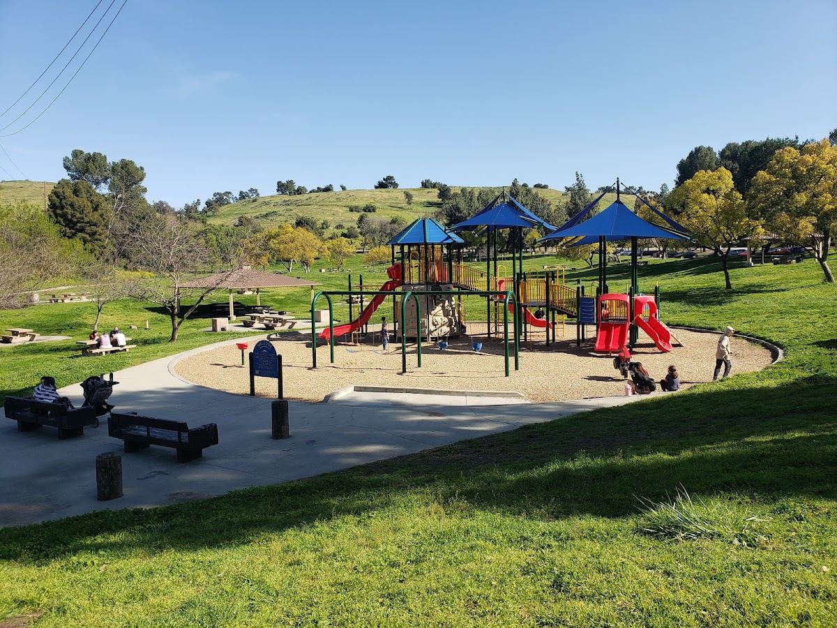 Frank G. Bonelli Regional Park