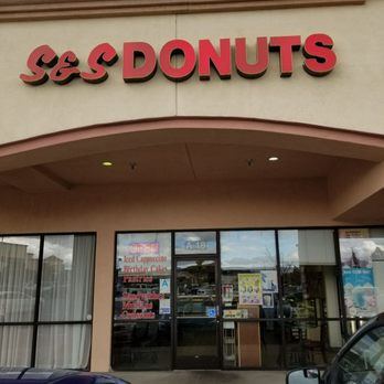 S & S Donut & Bake Shop - Newhall (Sierra Hwy)