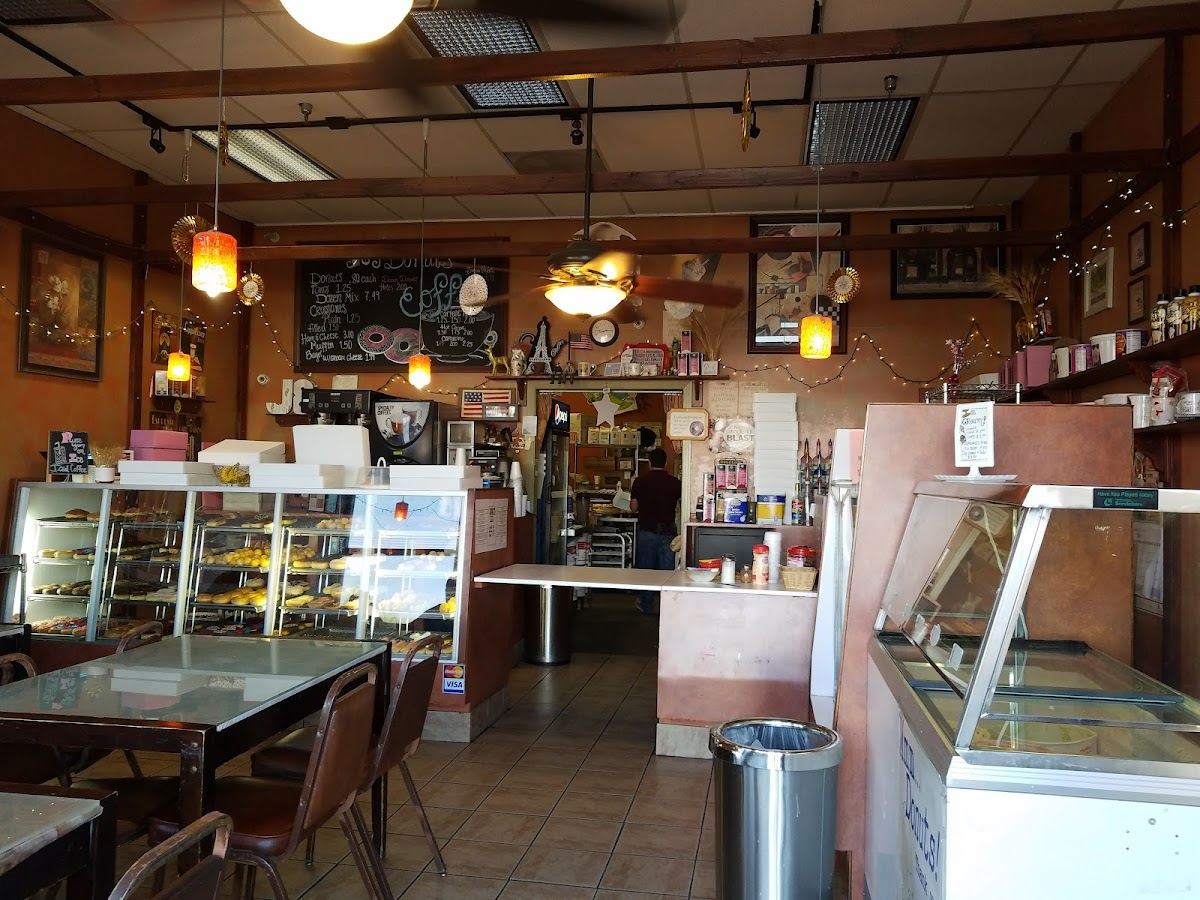 J & J Donuts