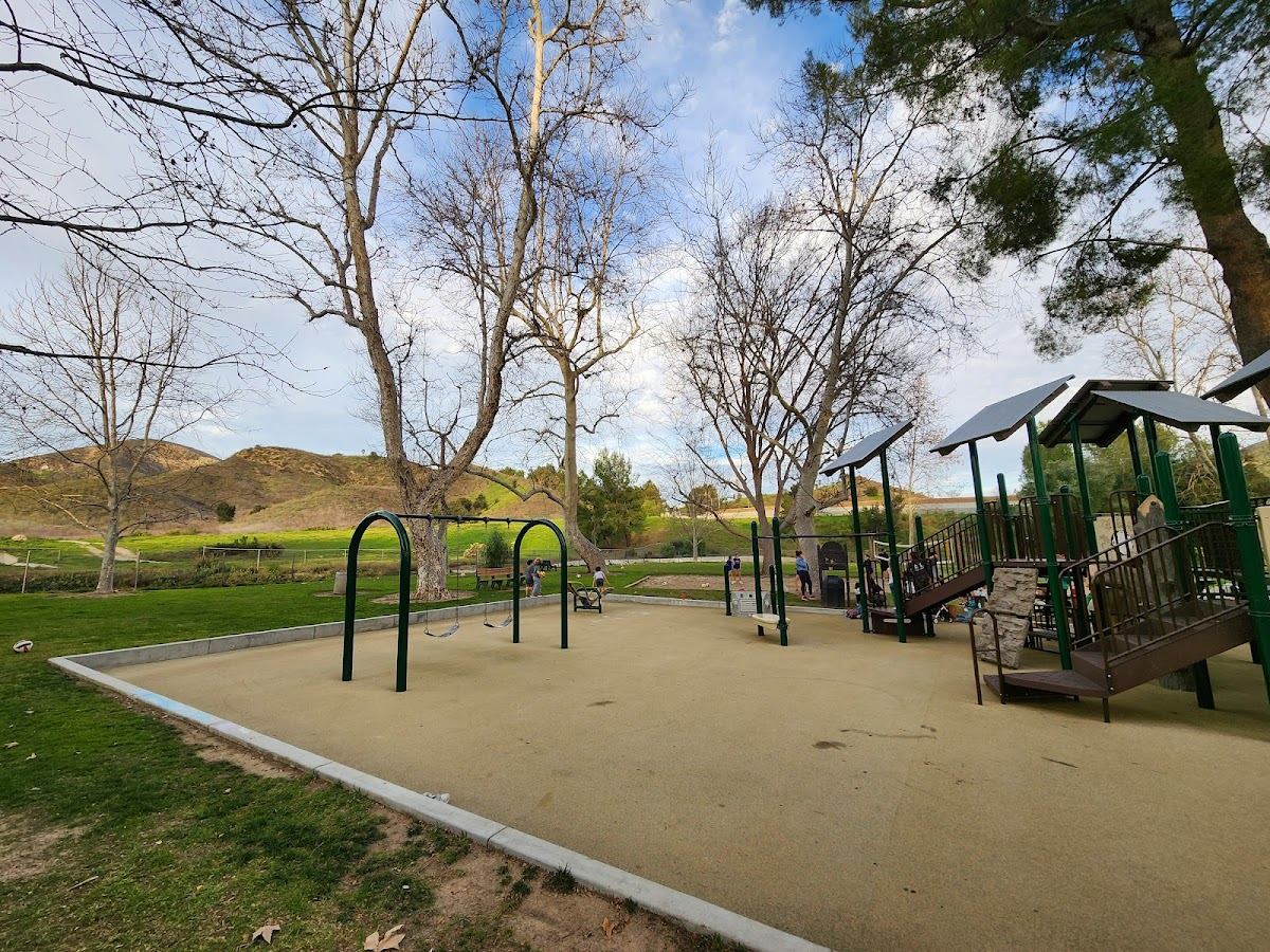 Grape Arbor Park