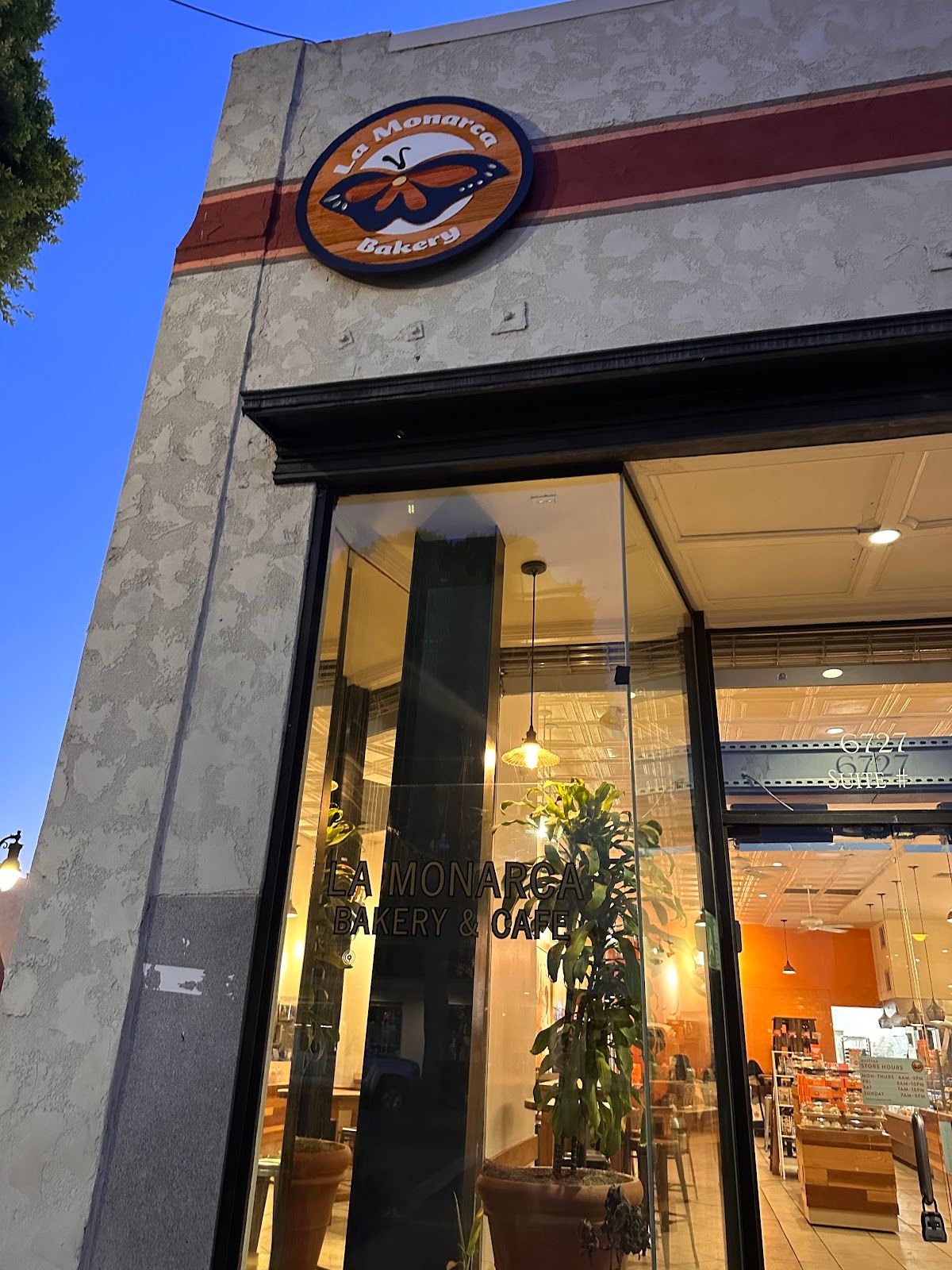 La Monarca Bakery & Cafe