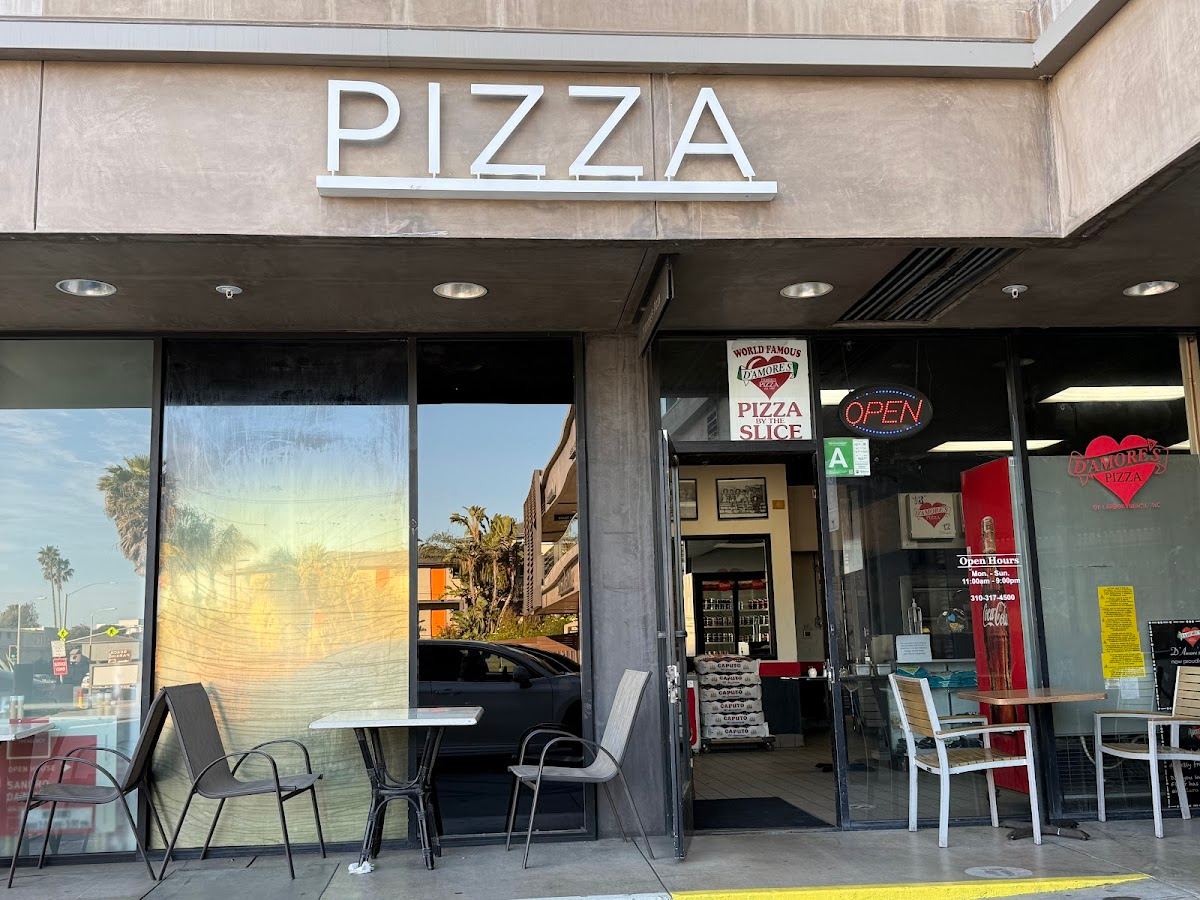 Damores Pizza MALIBU