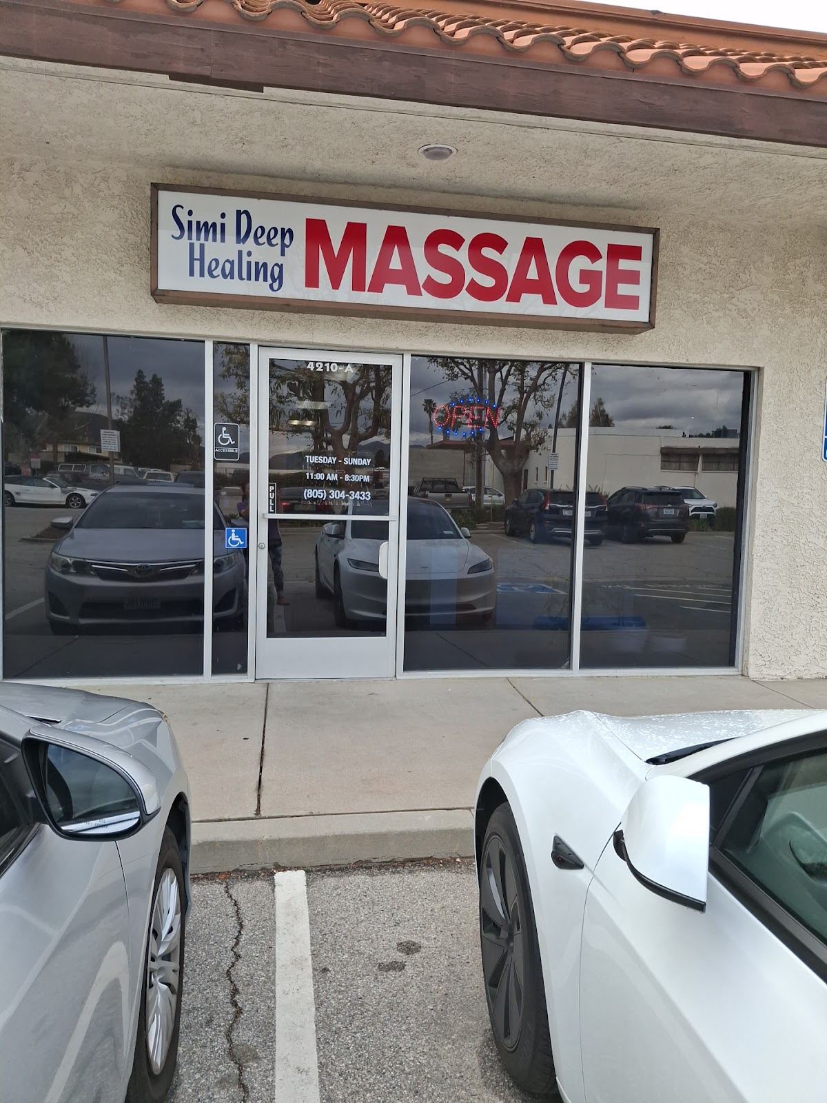 Simi Deep Healing Massage