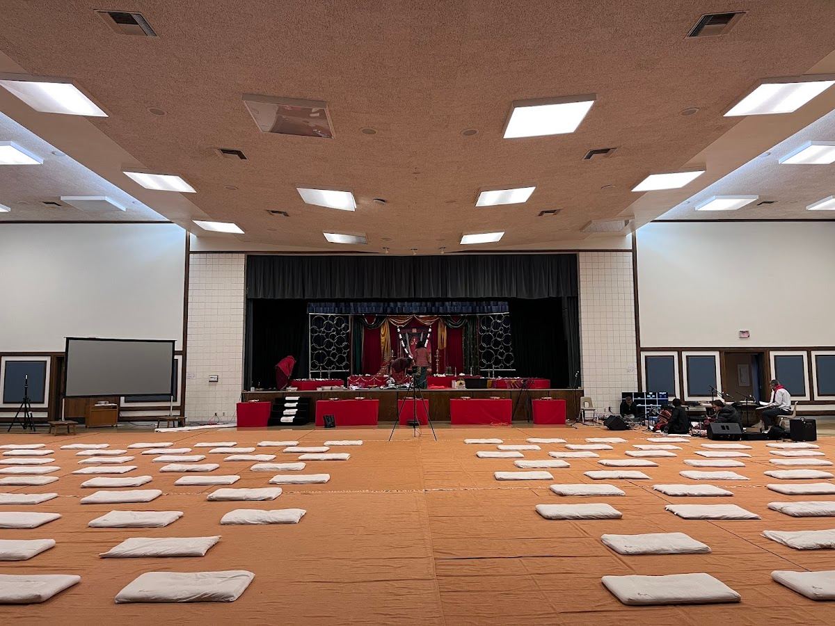 Isha Yoga Center LA