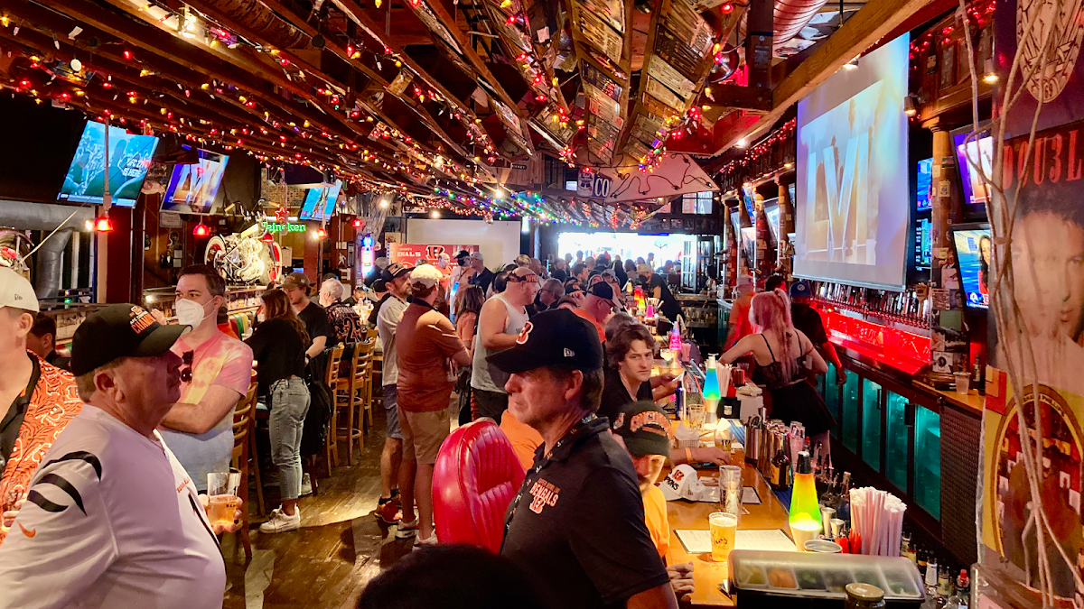 Barney’s Beanery