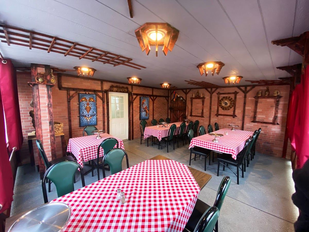 Leo's Pizza Family Restaurant