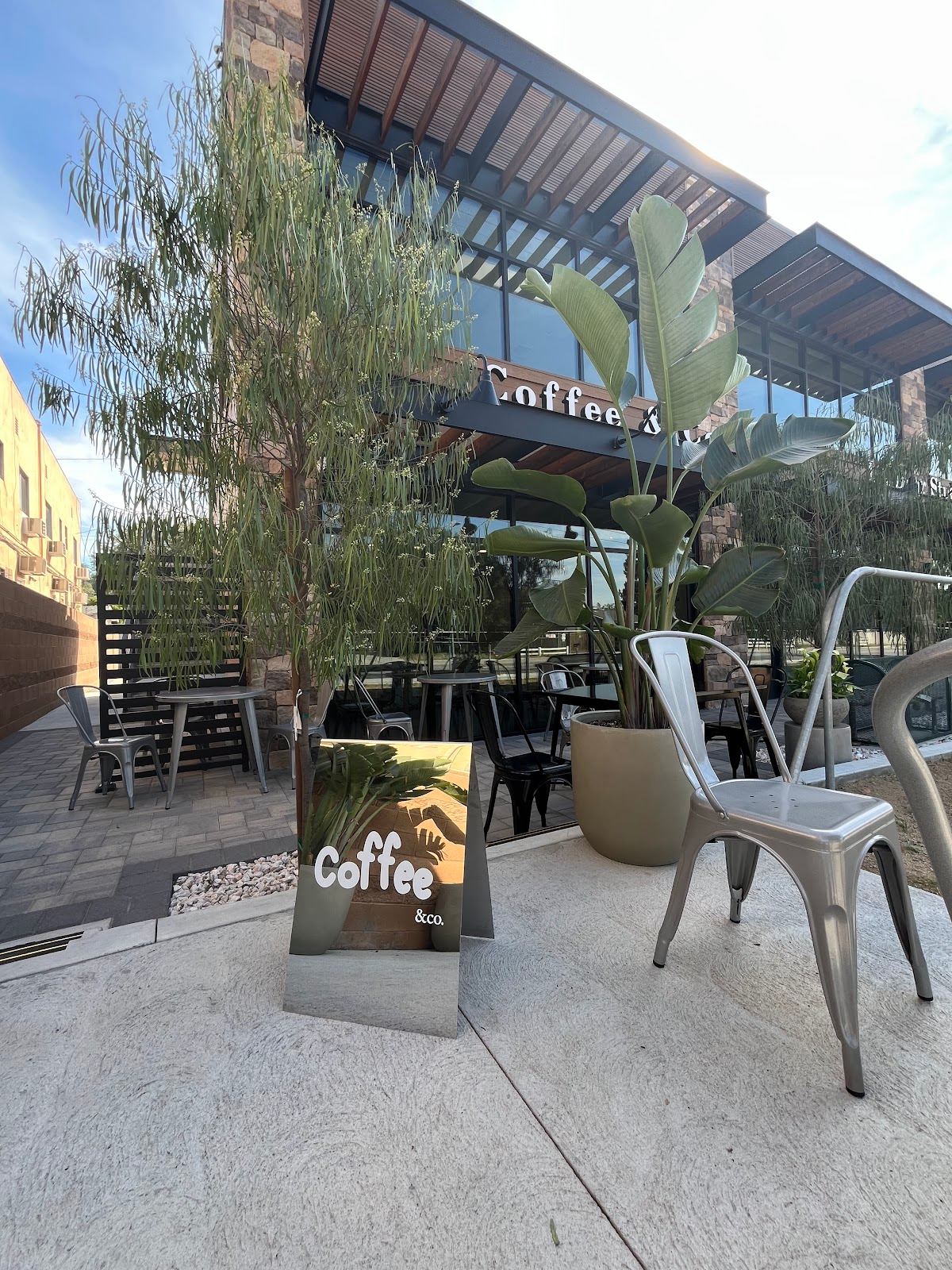Coffee & Co.